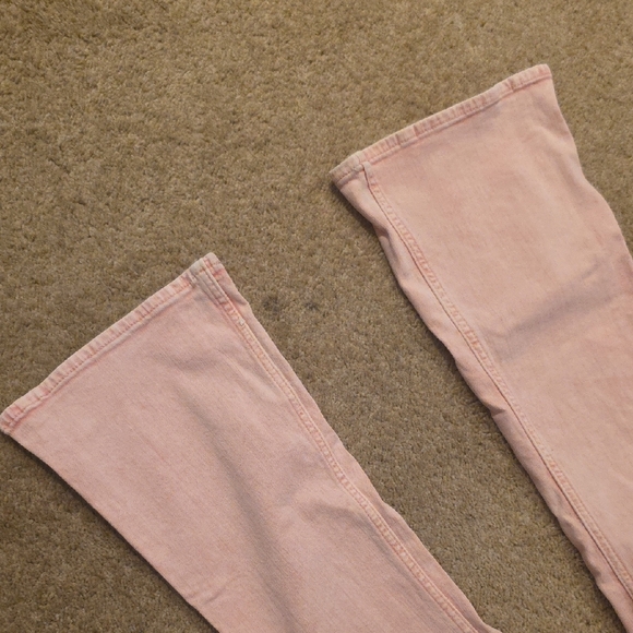 Abercrombie & Fitch Pink Girls' Jeans - Picture 4 of 8